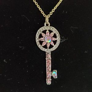 Vintage Rhinestone Key Pendant Necklace ~
